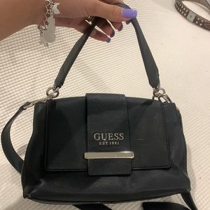 Guess black purse ❤️❤️😍